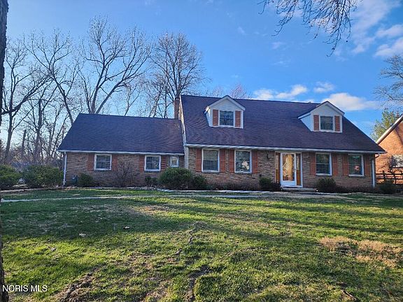 2nd image of 4671 Valley Ridge Ct