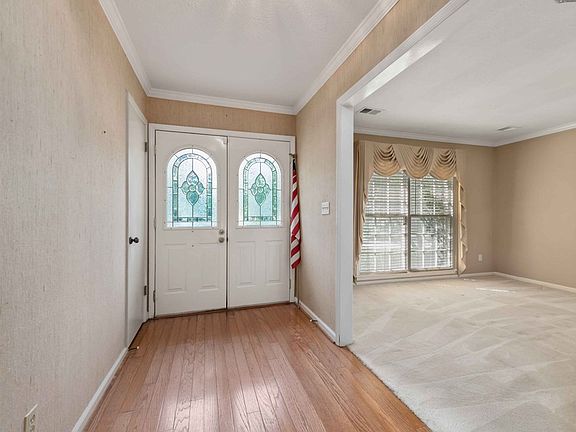 3rd image of 4741 Shenandoah Dr