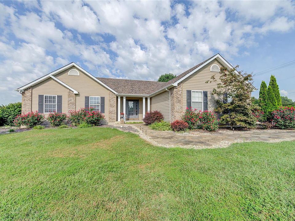 111 Bruning Ln, Troy, MO 63379 Zillow