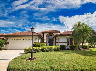 1928 Cove Pointe Dr, Venice, FL 34293