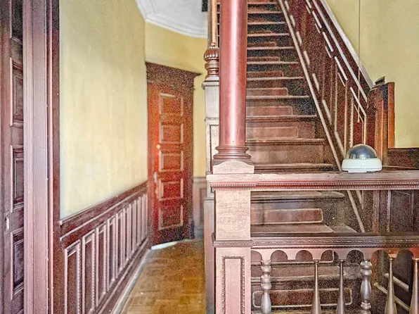 426 Mac Donough Street image 11 of 55