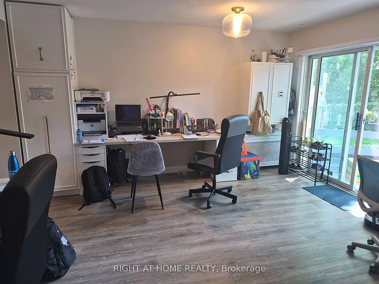 357 Old Orchard Grv — Photo 15