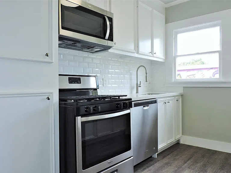 2021 Kane St #4 — Photo 7