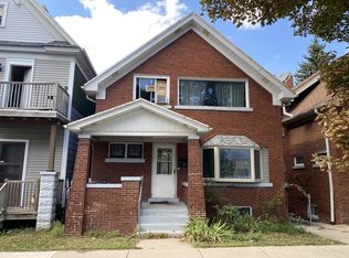 1566 W Windlake Ave, Milwaukee, WI 53215