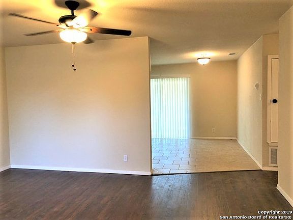 4th image of 4703 Belinda Lee St