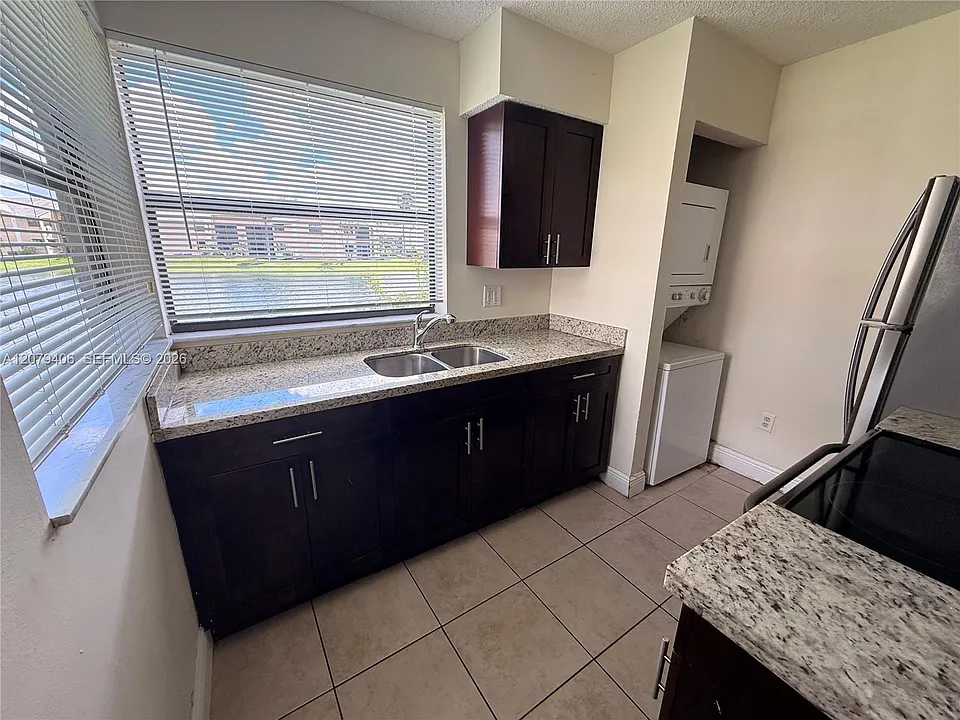 1071 Adams Ave #1071C
