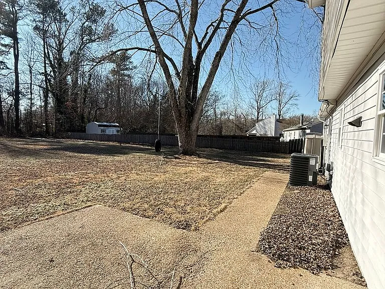 6096 Coke Ln — Photo 21