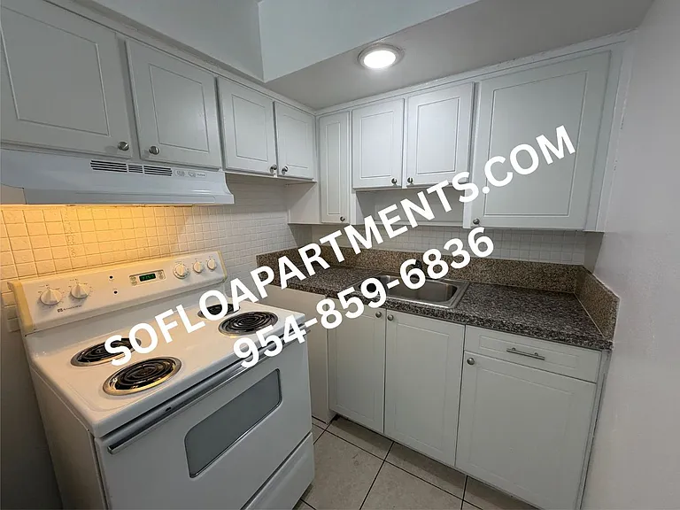 123 Erie St — Photo 9