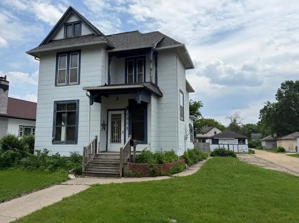 1312 4th Ave, Worthington, MN 56187