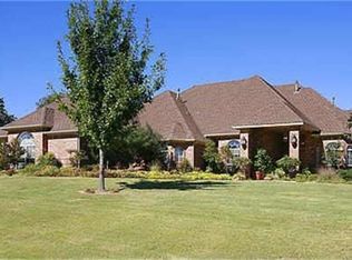 145 Thornhill Cir, Double Oak, TX 75077