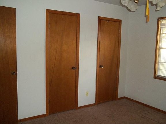 3rd image of 116 S 5th St