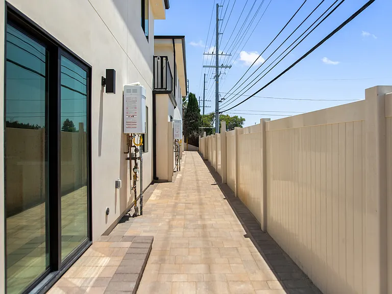 11502 Valjean Ave #3/4 — Photo 19