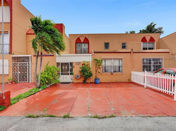 1100 W 40th St #36, Hialeah, FL 33012