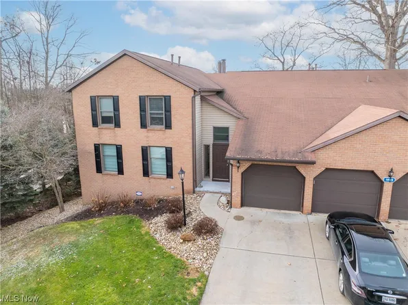 1809 Harbour Cir NW #21D, Canton, OH 44708