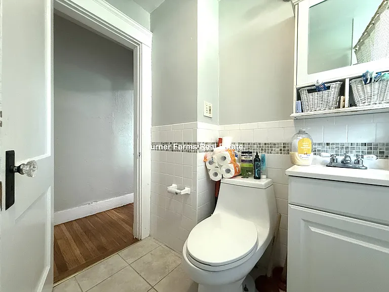 39 Waterhouse St #3F — Photo 7
