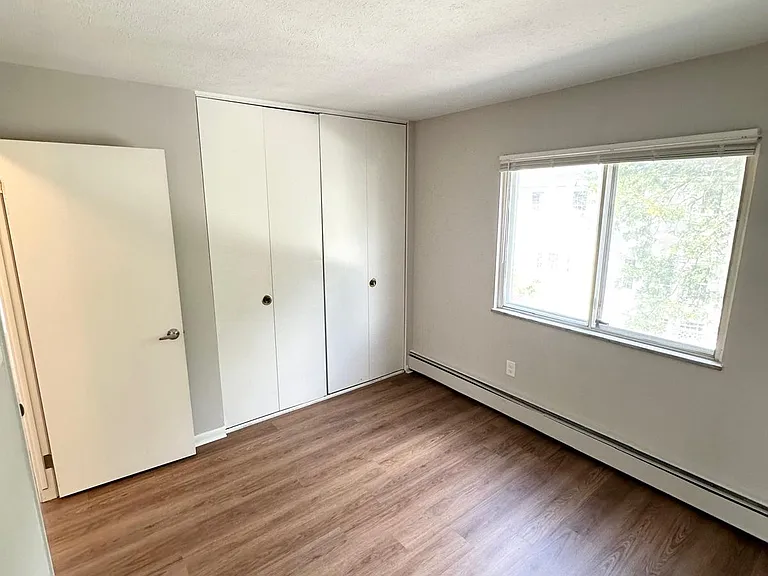 1425 Elbur Ave #24 — Photo 9