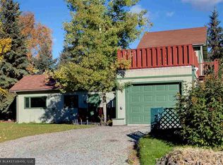 4820 Villanova Dr, Fairbanks, AK 99709