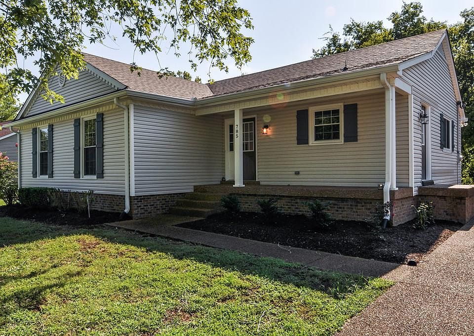 1st image of 785 Harpeth Bend Dr