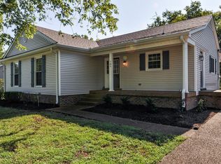 785 Harpeth Bend Dr, Nashville, TN 37221