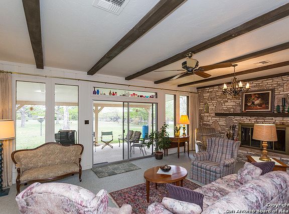 3rd image of 216 Verde Hills Dr E