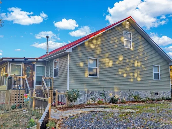 2832 Roaring Fork Road, Creston, NC 28615