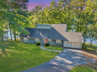 105 Elm Ct, Moneta, VA 24121