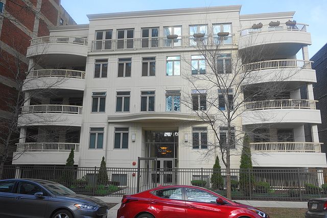 1st image of 5230 N Kenmore Ave APT 1D