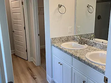 202 Baycliff Dr — Photo 25