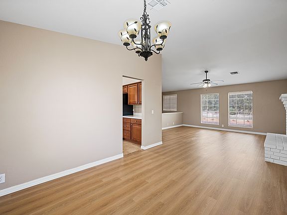 5th image of 4905 W Acoma Dr