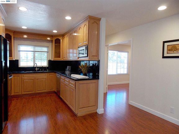 2nd image of 3789 Grand Lake Dr