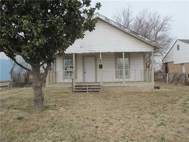 1st image of 417 SW 43rd St
