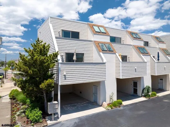 11 S Adams Ave APT 8, Margate, NJ 08402