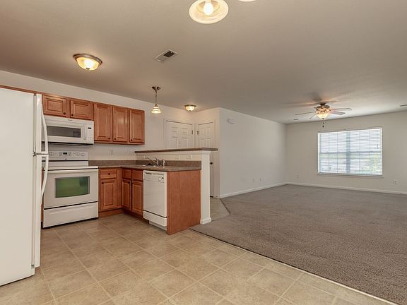 5th image of 1770 Lexington Pl