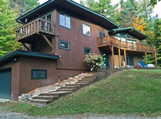 94 Patch Ln, Lake Placid, NY 12946