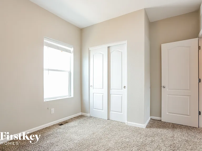 9524 Cherry Ln — Photo 10