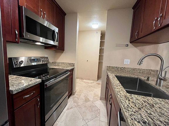 5th image of 7101 Shelter Creek Ln #7101