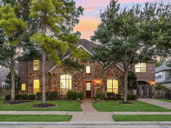 25411 Springwood Lake Dr, Katy, TX 77494