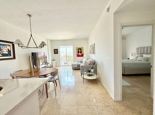 10 Aragon Ave #919, Coral Gables, FL 33131