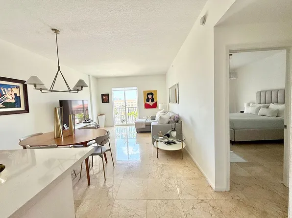 10 Aragon Ave #919, Coral Gables, FL 33131