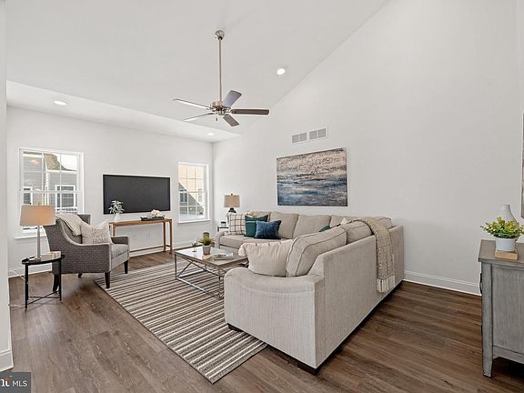 6th image of this home