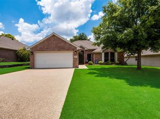 7517 Whitestone Ranch Rd, Benbrook, TX 76126
