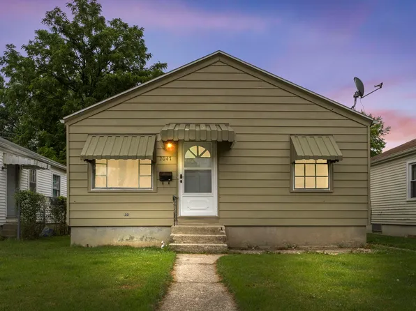 2047 Phenie St, Fort Wayne, IN 46802