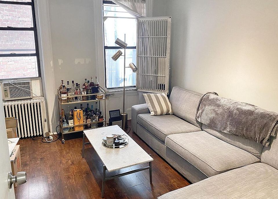 1st image of 25 Leroy St APT 16