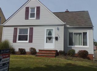 8606 Beech Ave, Brooklyn, OH