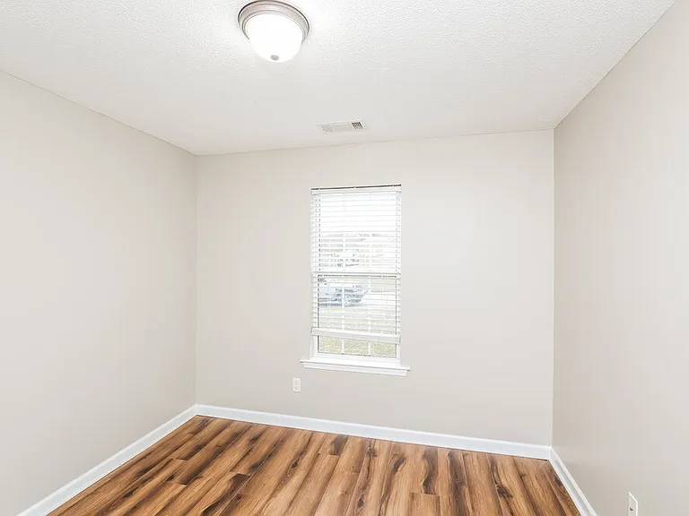 355 Village Dr — Photo 13