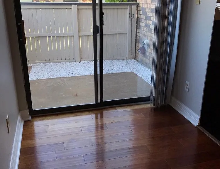 833 W Harwood Rd #F — Photo 16