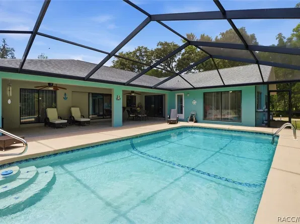 12 Asters Ct, Homosassa, FL 34446