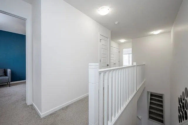 368 Yorkville Ave SW — Photo 18