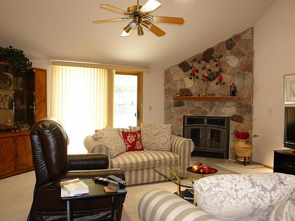 2nd image of W155N7831 Rosewood Dr