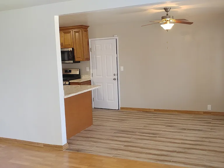 3315 Pepper Tree Ln — Photo 5